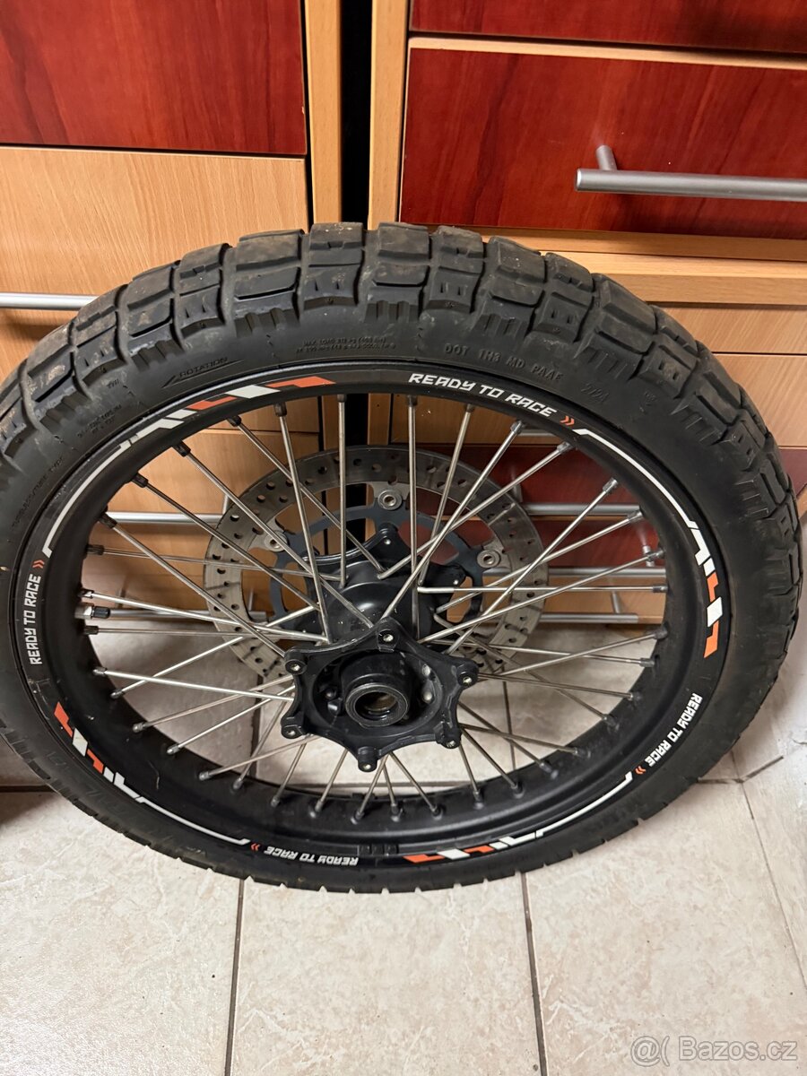Kola KTM ADVENTURE 790R, 890R - 4