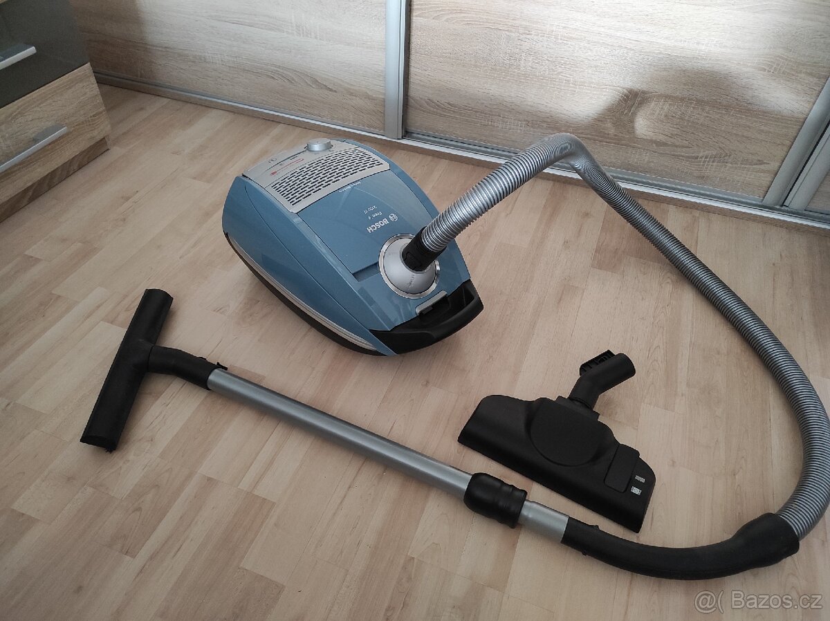 Vysavač Bosch - 4