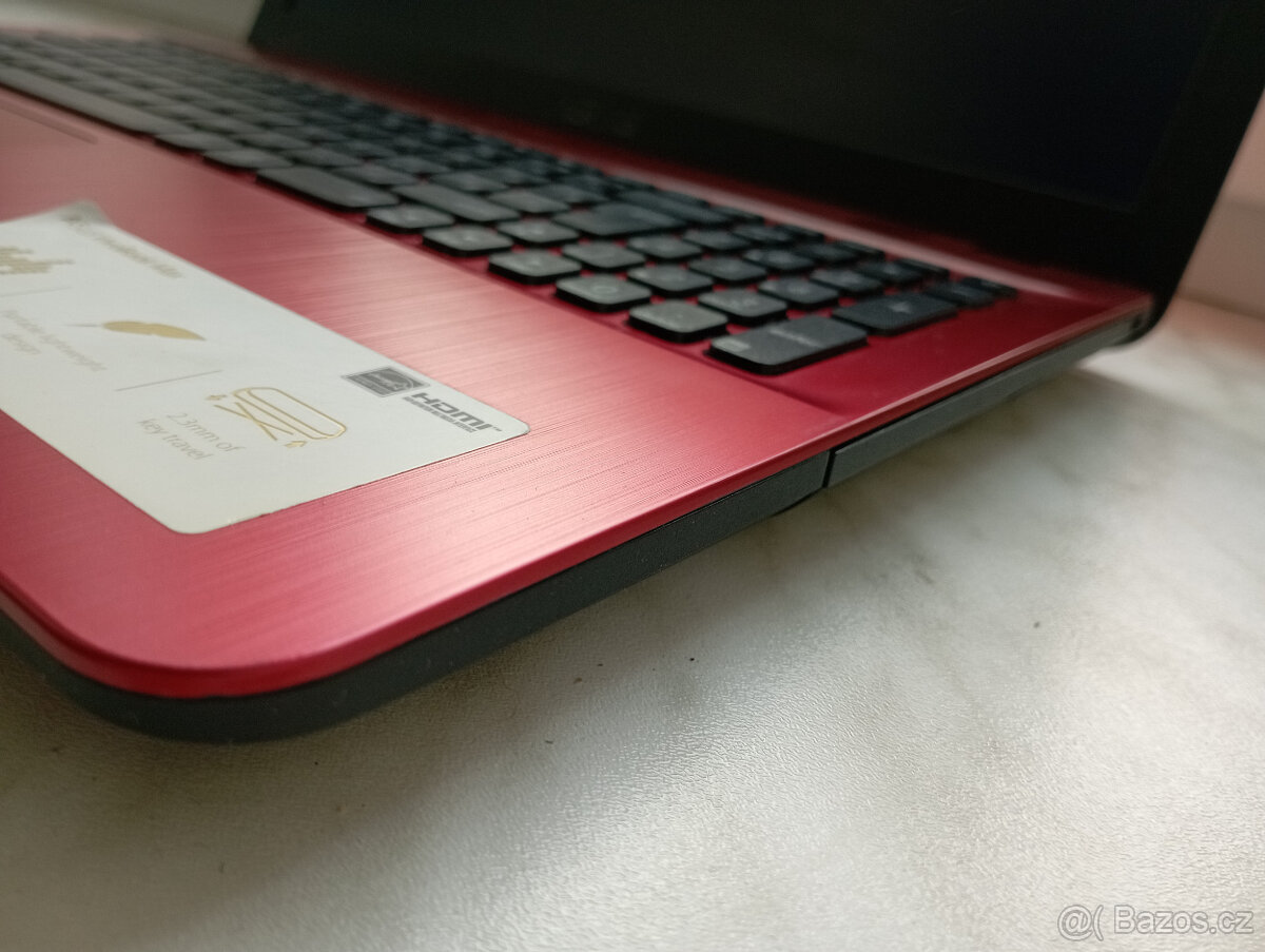 ASUS VivoBook X541-4x jádro-4g ram-ssd 128g - 4