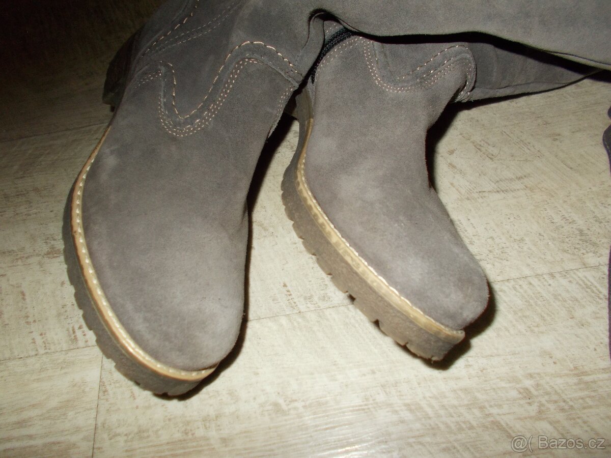 KOŽENÉ SEMIŠ KOZAČKY V,37 + NOVÁ KABELKA DAREK - 4