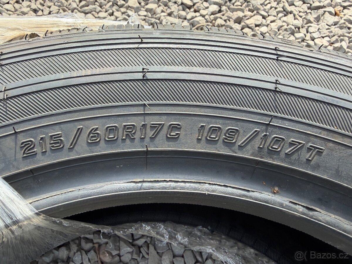 215/60R17C nově - 4