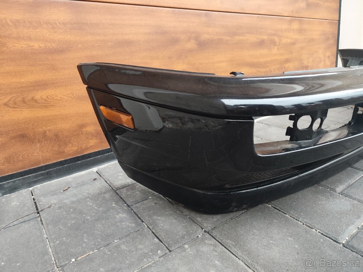 Přední nárazník USA VW Golf mk3 - 4