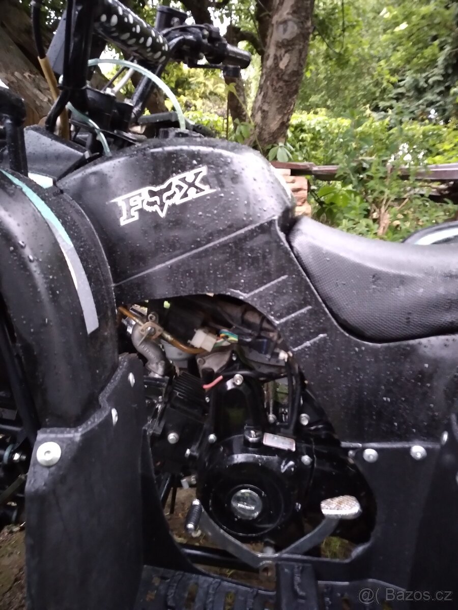 Čtyřkolka ATV 125 ze sklápěcím vozičkem