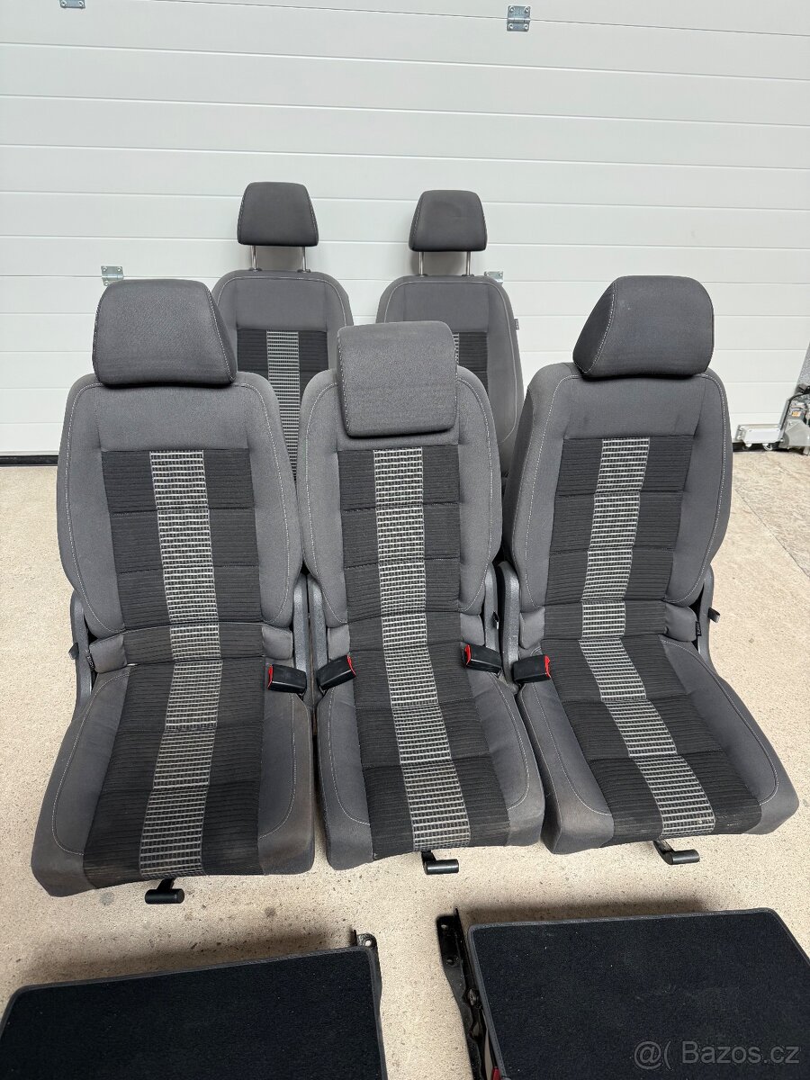 Sedačky Volkswagen Touran 7 míst - 4
