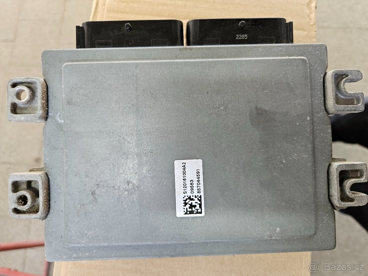 ridici jednotka Dacia, Renault - 4