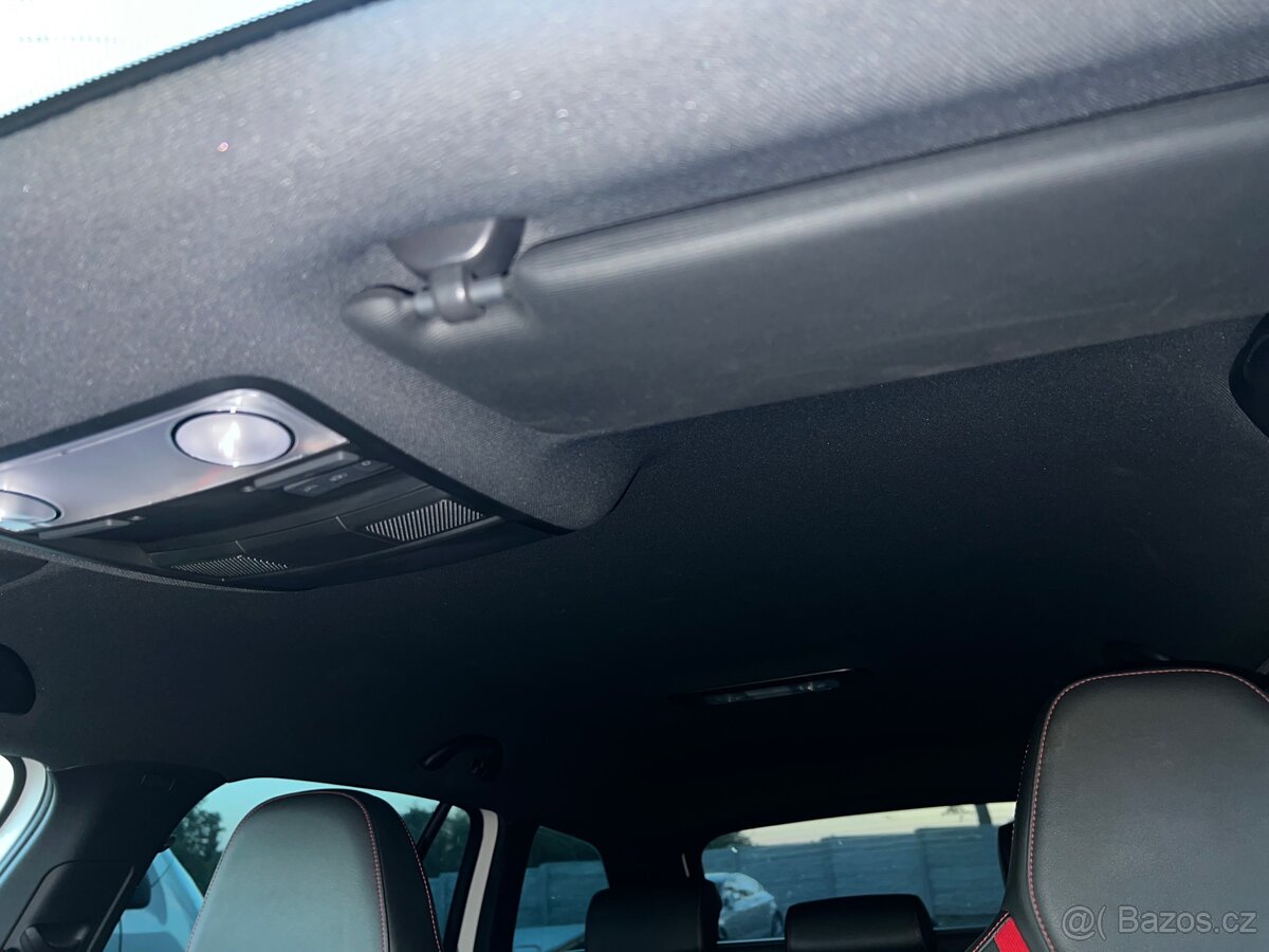 Černá stropnice Škoda Octavia III RS Combi 2015 - 4