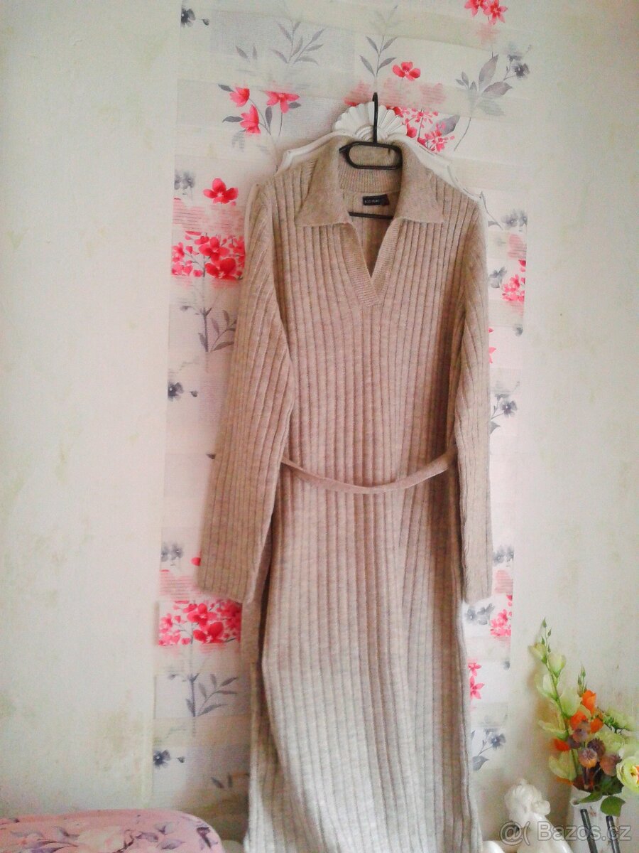 Teplé pletené midi šaty s páskem 48/50 - 4