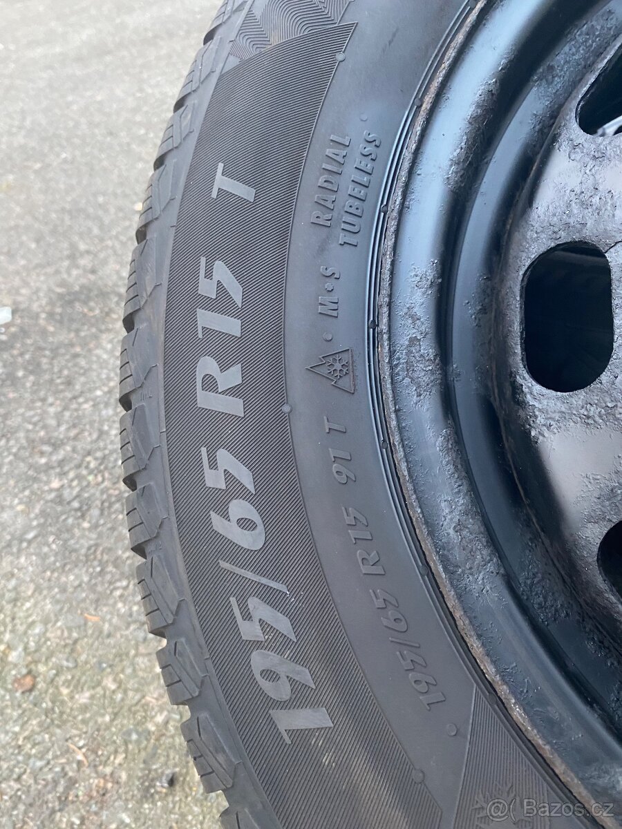 Sada plechových disků + pneu zimní pneu - 4