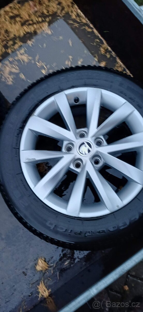 zimní kola 205/55/R16+disky - 4