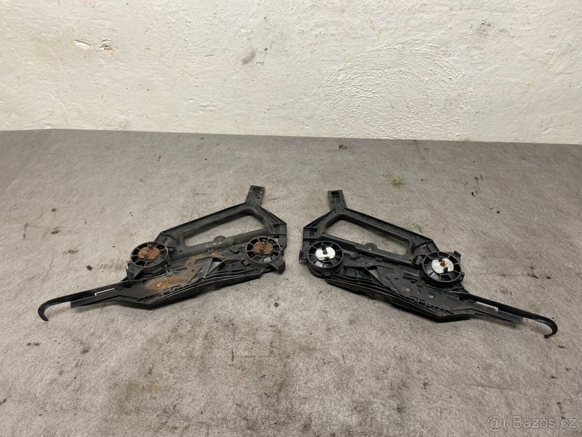 ŠKODA OCTAVIA 2 2004-2008 - DRŽÁKY PŘEDNÍCH SVĚTEL - 4