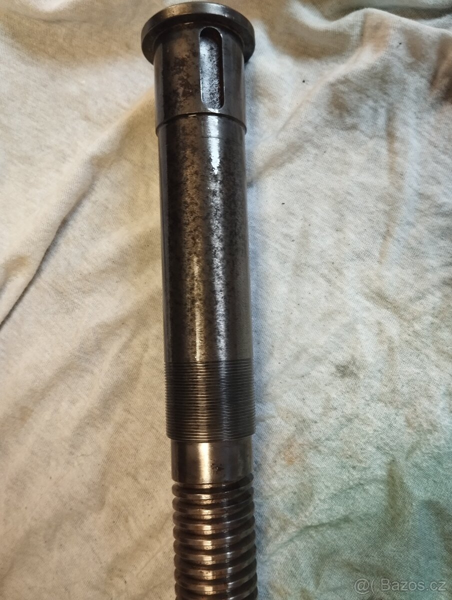 Trapézový šroub/šroubovice - 4