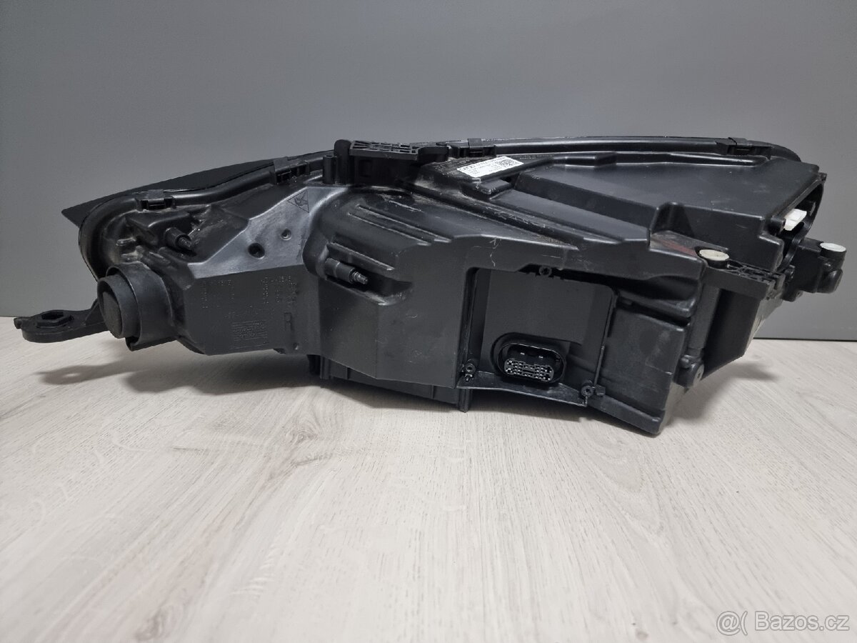 Pravý přední světlomet Audi A5, S5, RS5 - 4