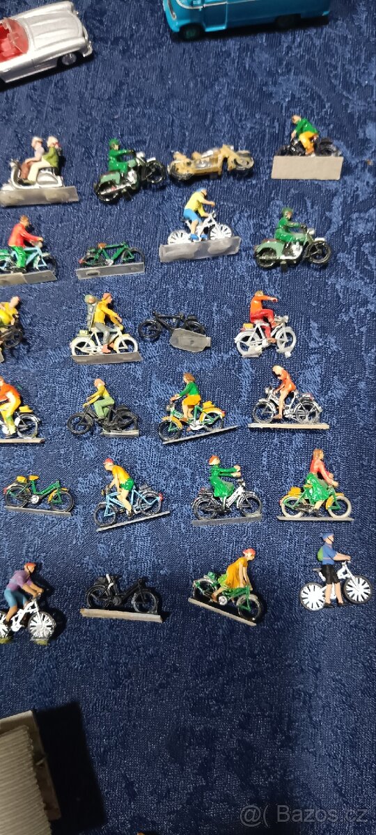 Figurky -miniaturní vel. - 4