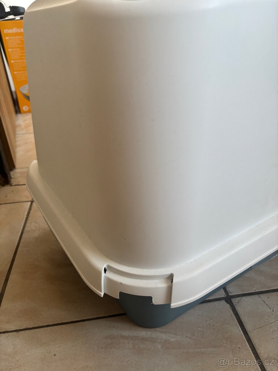 Kočičí záchod - 4