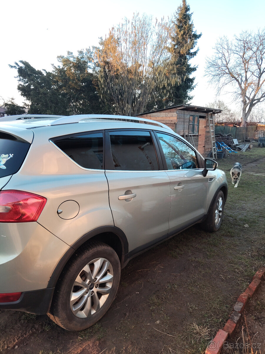 Ford kuga - 4