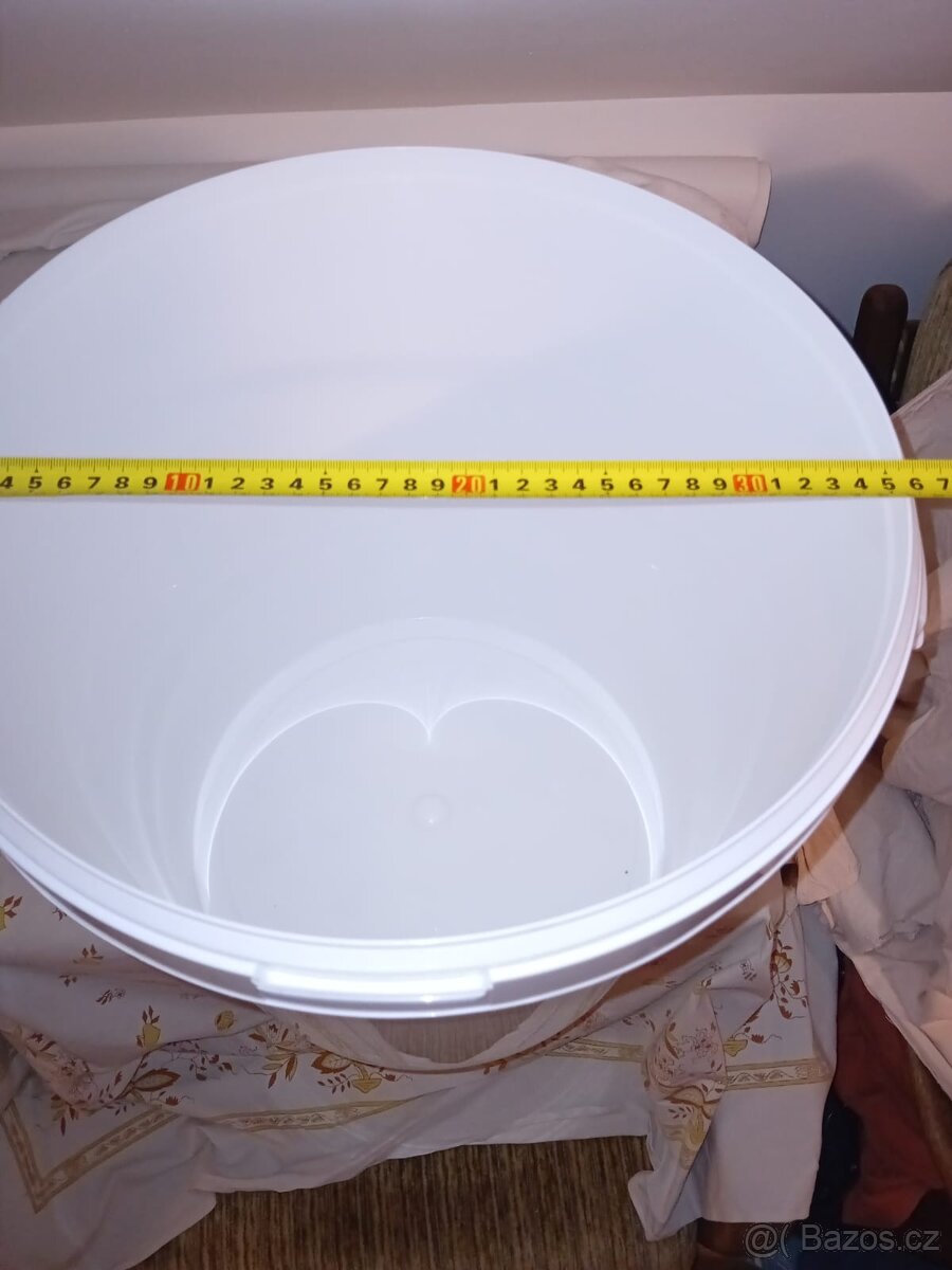 Plastové kbelíky 40L - 4