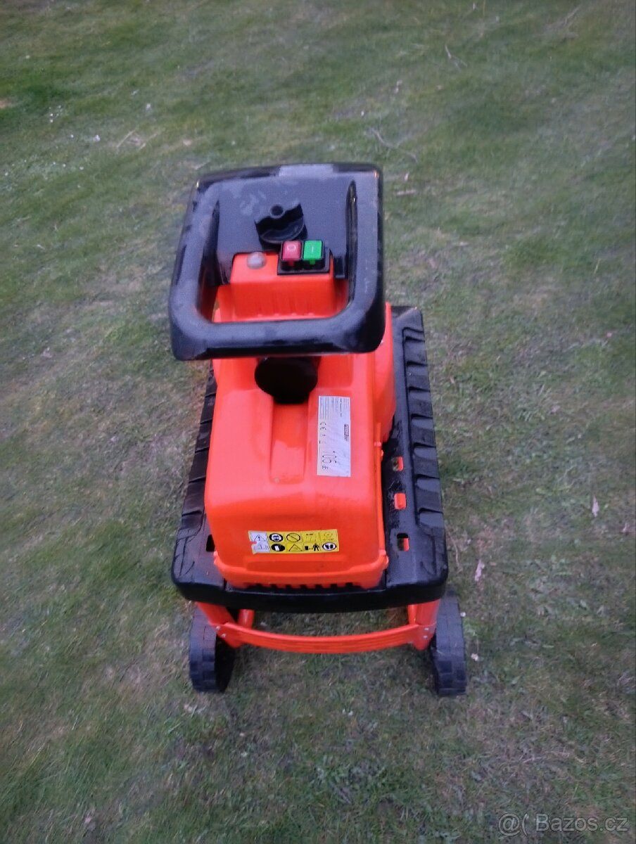 Drtič větví štepkovač - 4