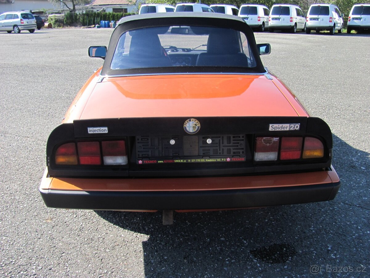 Alfa Romeo 2,0i Spider r.v. 1984, 94kW - 4