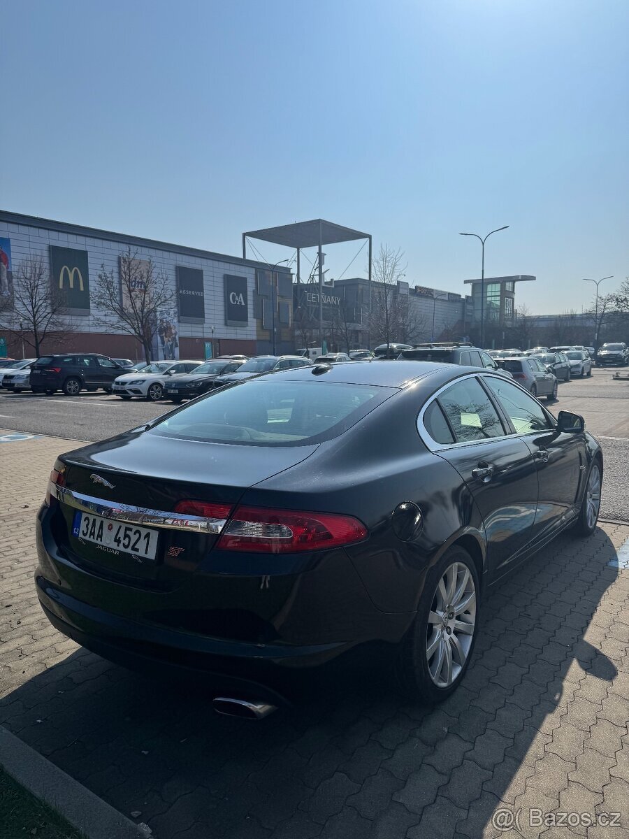 Jaguar XF 3.0D - 4
