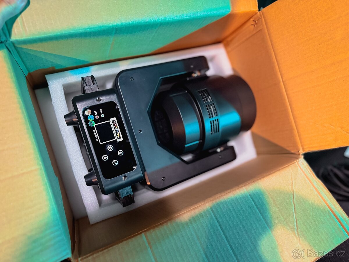 SHEHDS BeeEye 7x20W LED Beam & Wash Otočná hlava - 4