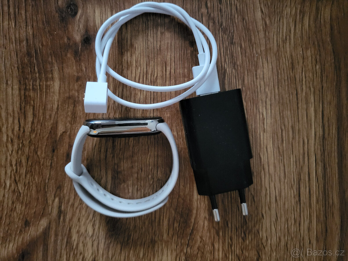 Xiaomi Mi Band 8 Champagne Gold - 4