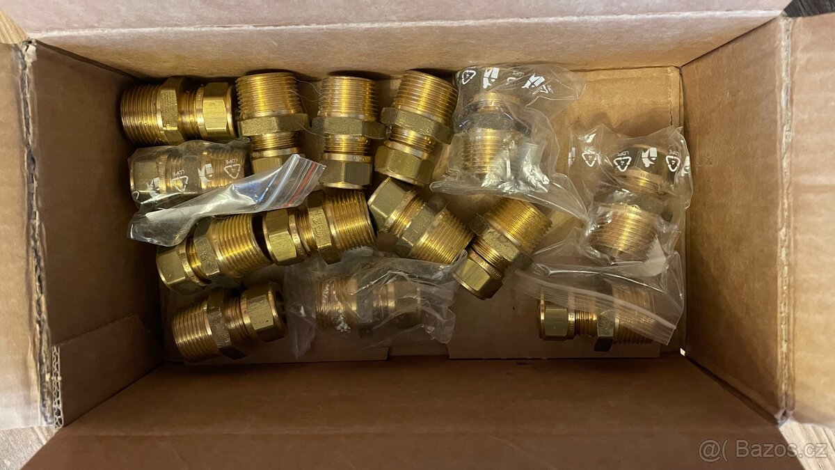 Šroubení svěrné Cu15mmx 3/4” vnější - 4