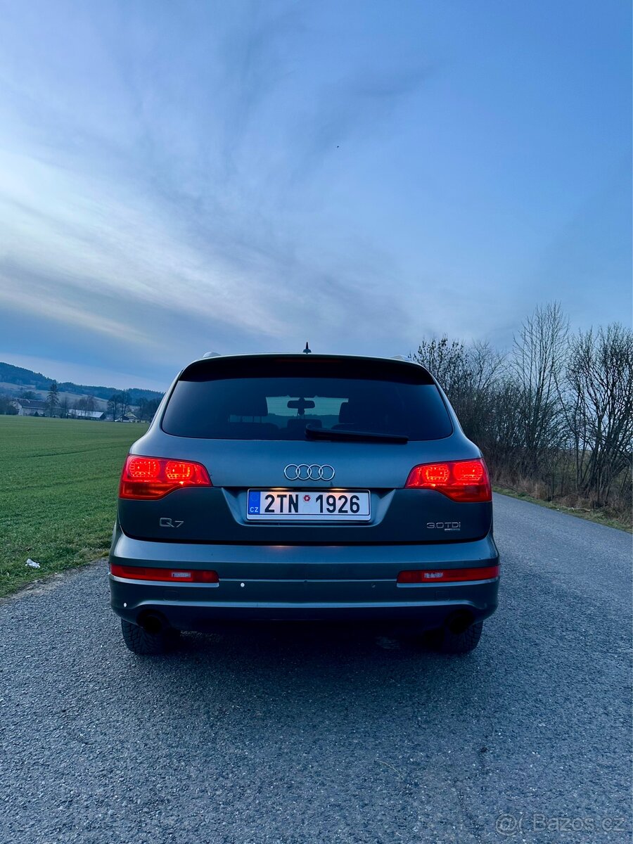 Audi Q7 3.0 TDi 171 kw - 4