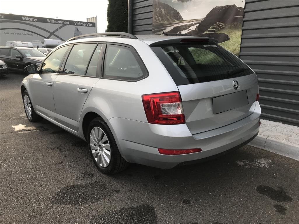 Škoda Octavia 1,6 (2017) - 4