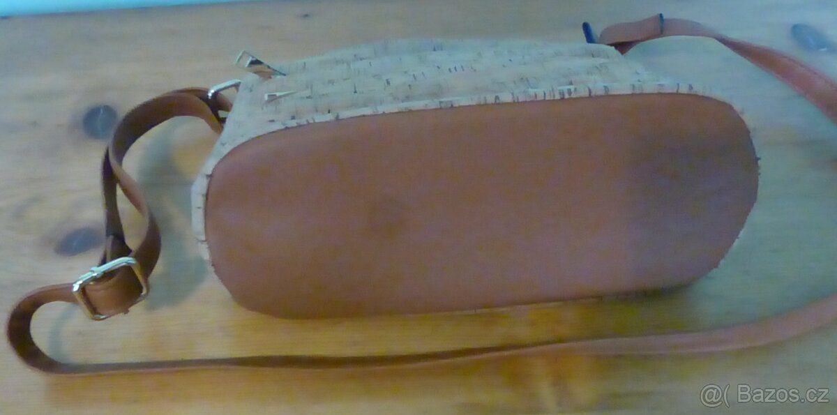 KABELKA PŘES RAMENO - 4