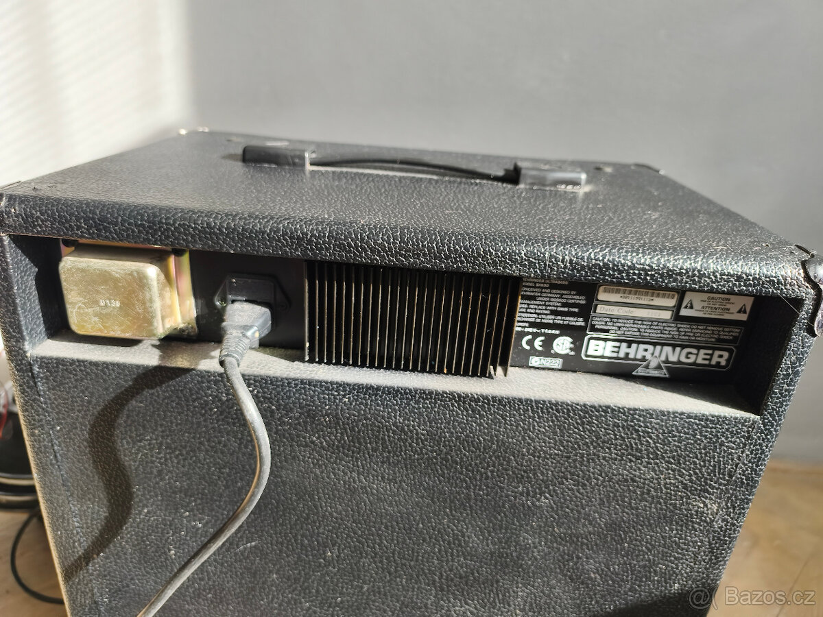 Basové kombo Behringer Ultrabass BX 600 (60 W) - 4