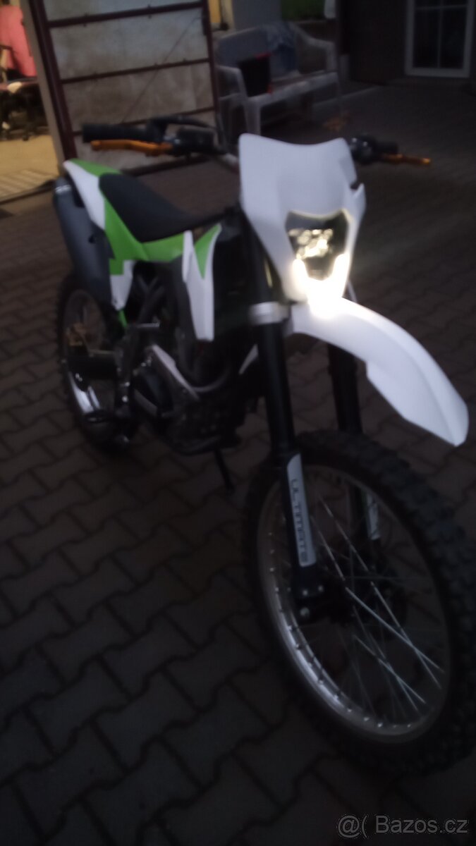 Cross 250 CCM -12KW