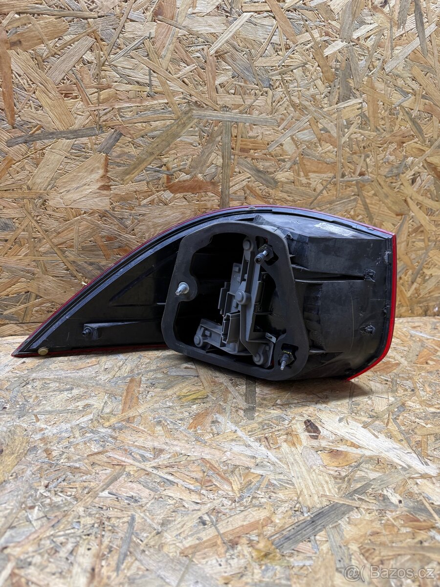 Prave zadní světlo Vw Golf 5/6 kombi Variant - 4