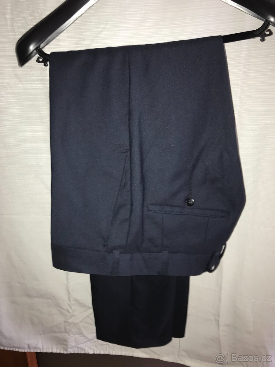Pánský tmavomodrý oblek - 4