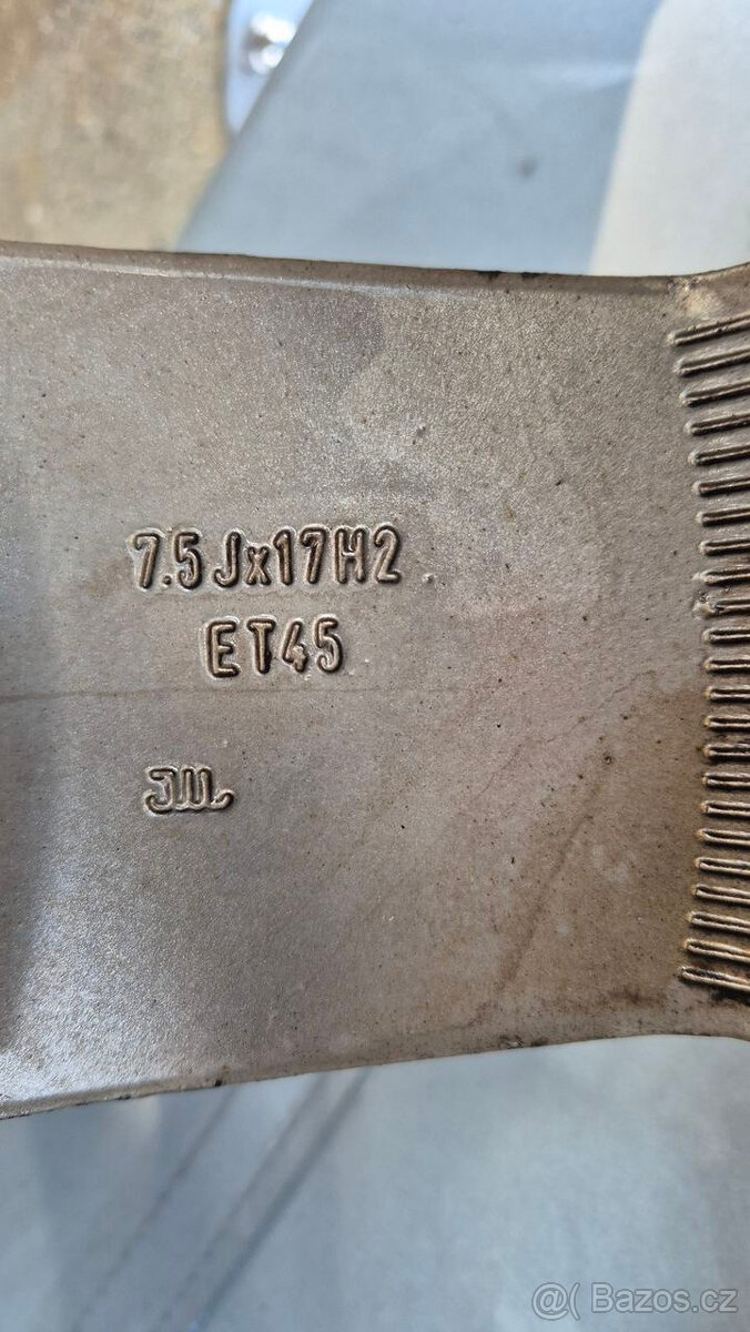 Kola 17 originál AUDI - 4