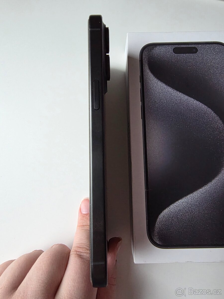 iPhone 15 Pro Max 1 TB - 4