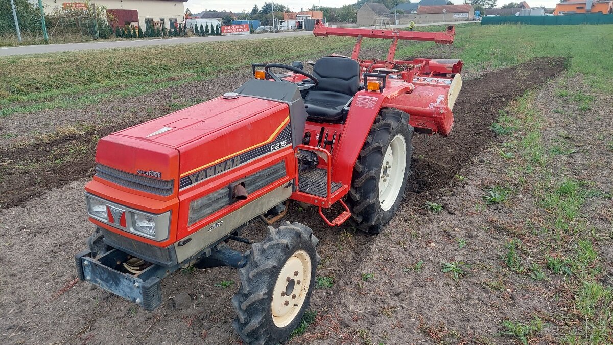 malotraktor Yanmar - 4