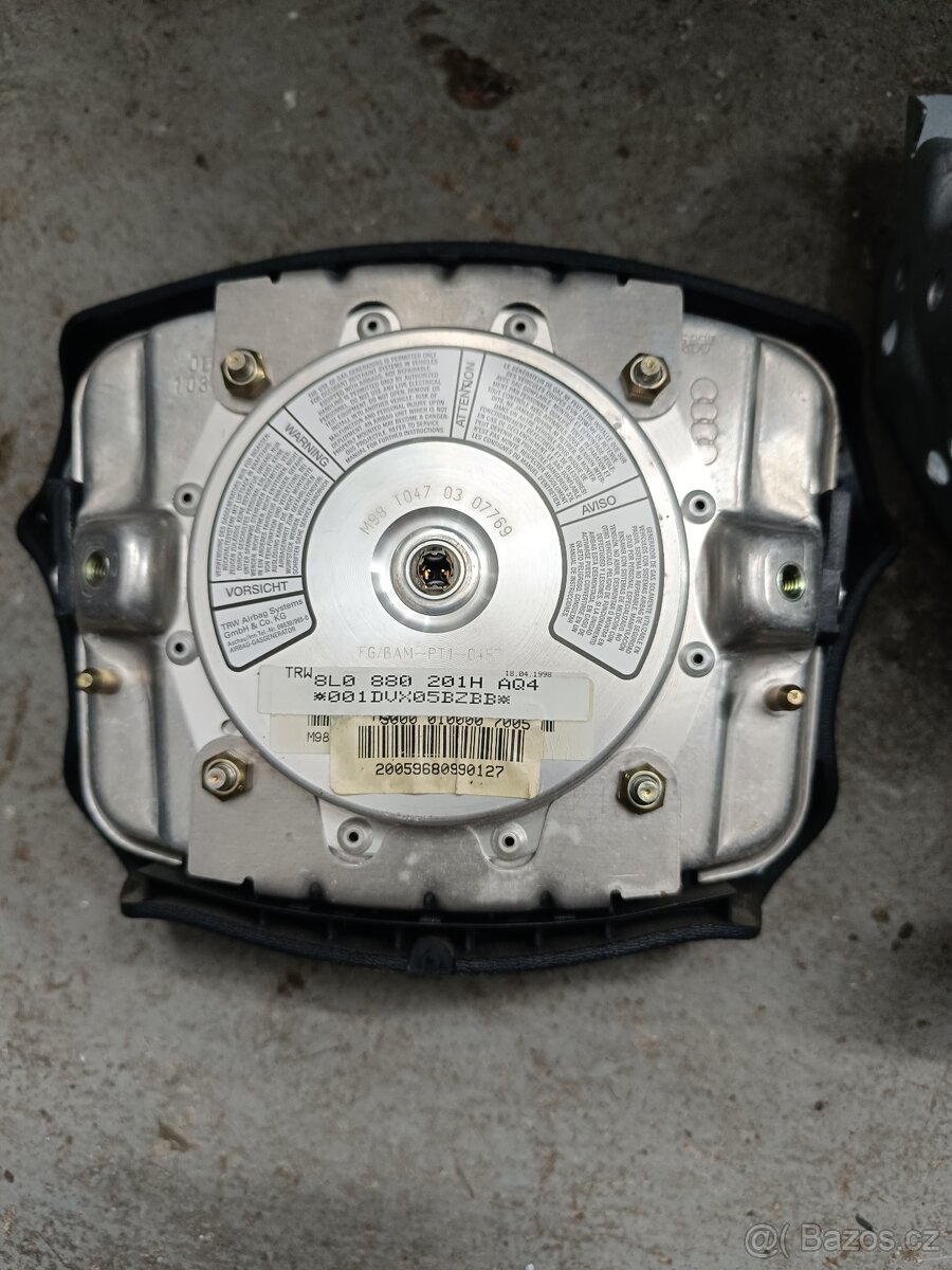 Airbag řidiče a spolujezdce Audi A3 8l - 4