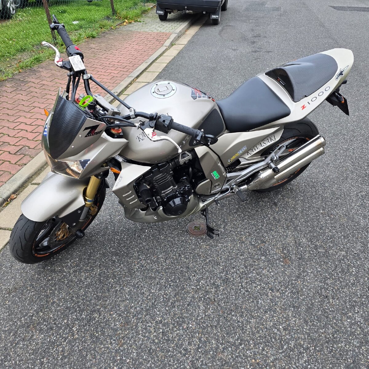 Kawasaki z1000 - 4