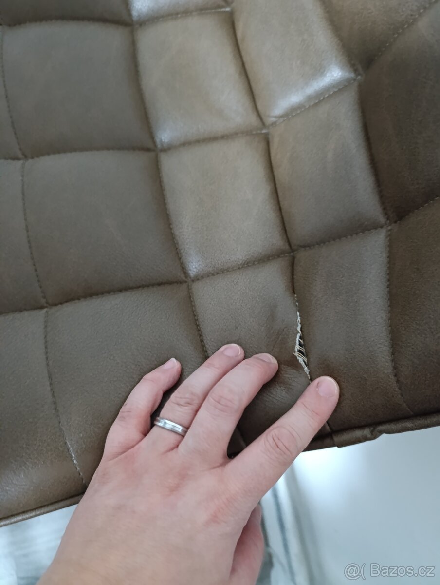 Barový stůl a židle - 4