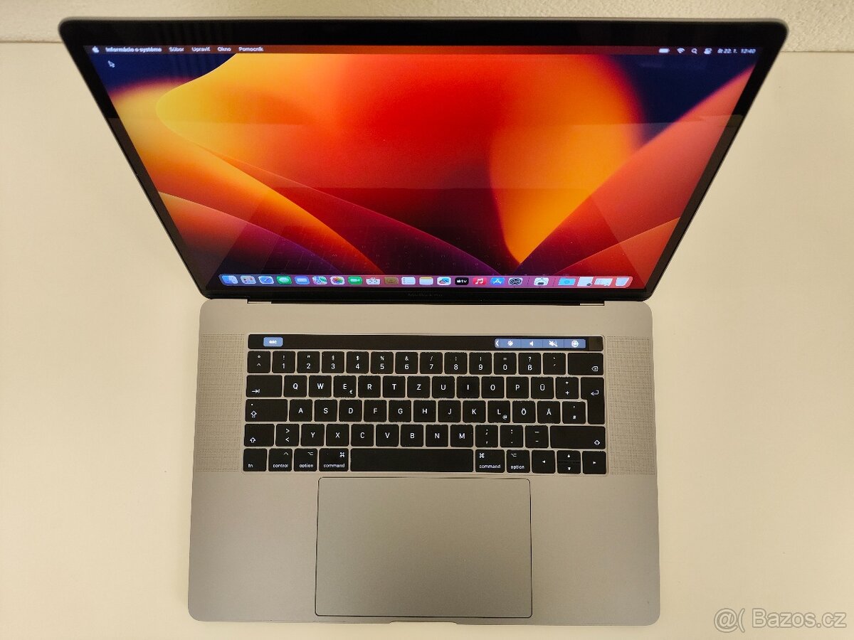 MacBook Pro 2017 i7 | 16GB | 512GB SSD - 4