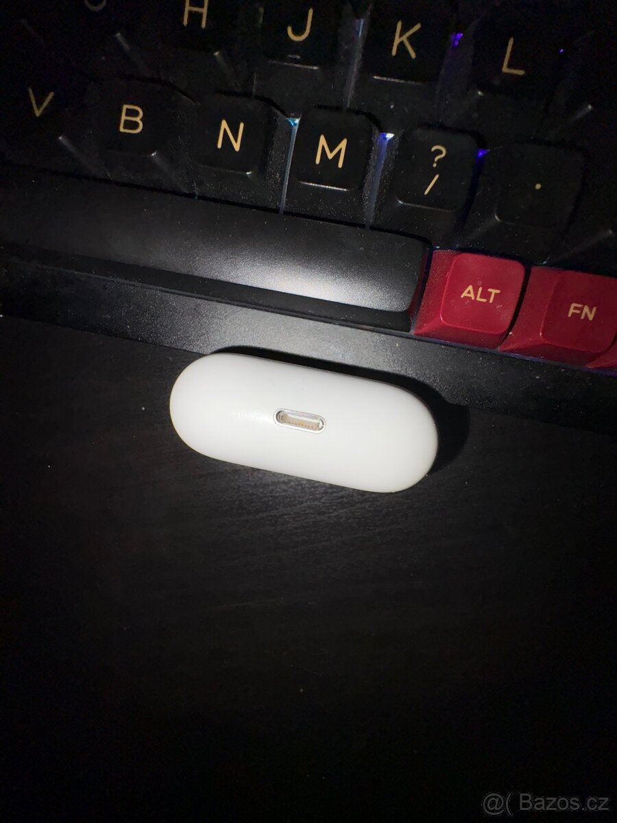 Apple Airpods Gen 1 (Pouze dobíjecí kryt) - 4