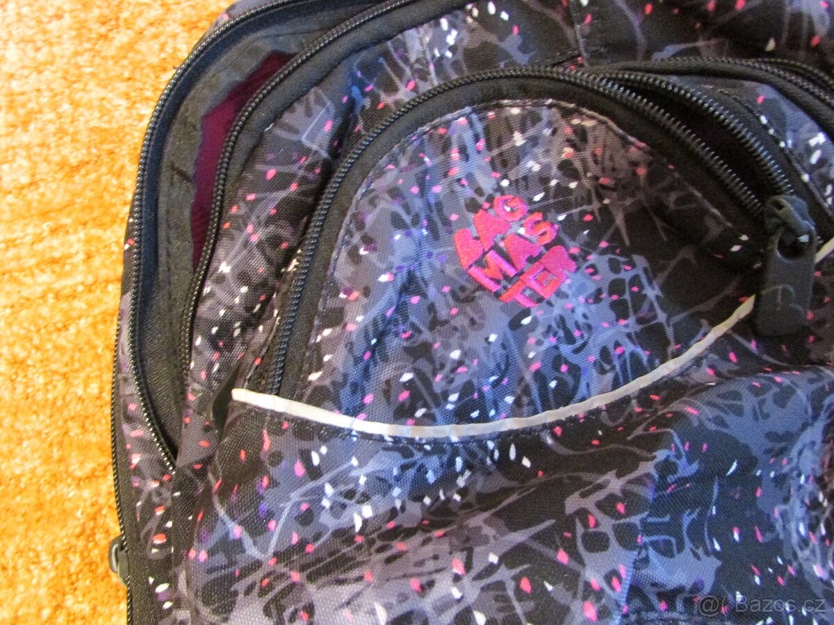 Prodám školní batoh Bagmaster - 4