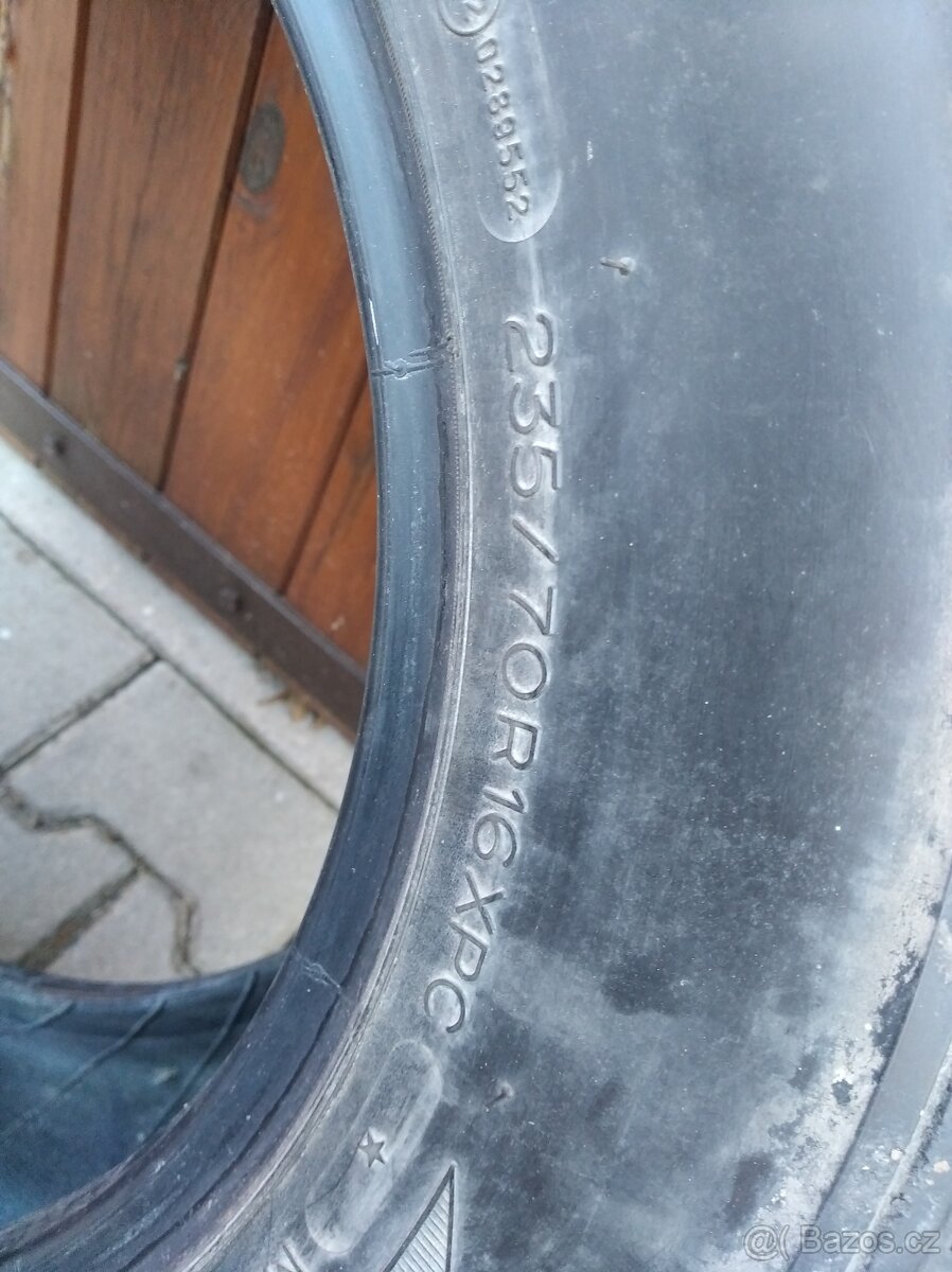 Prodám Michelin 1ks.celoročni pneu. - 4