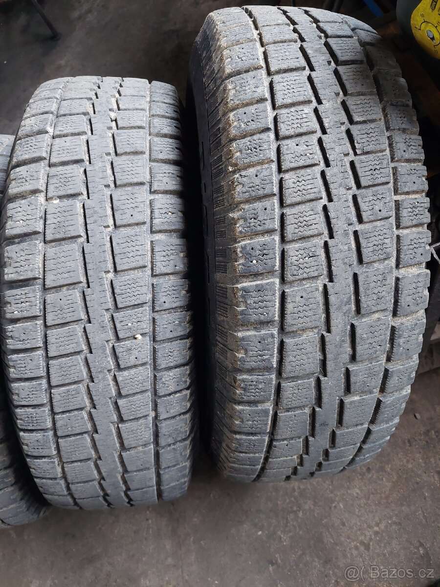 Kola Jeep Wrangler - 4