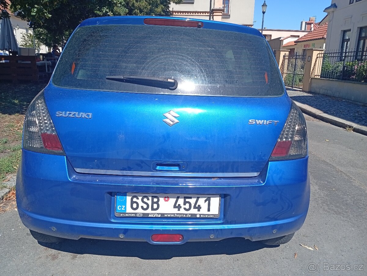 Suzuki Swift 1.3i 68Kw - 4