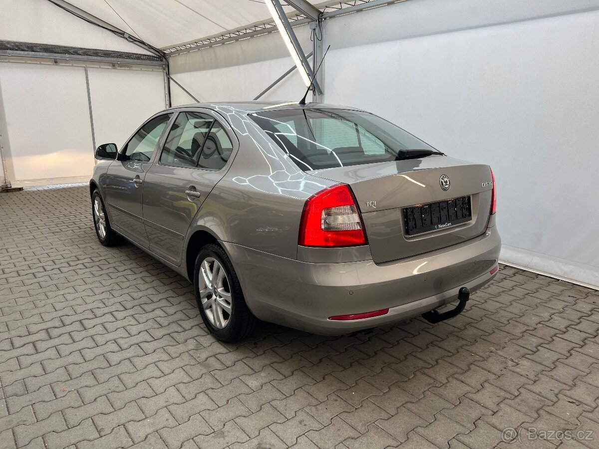 Škoda Octavia II sedan 1.9TDi,77kW,man,1.maj,tažné,facelift - 4