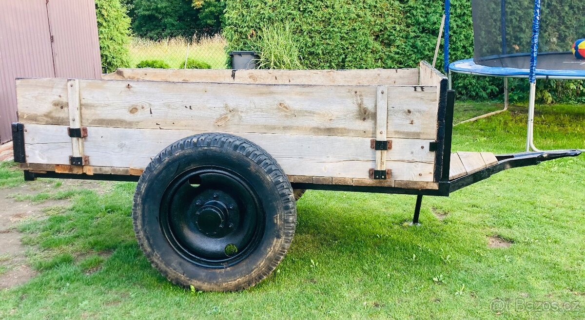 Masivní vlek za traktor, kára na dřevo, univerzální využití - 4