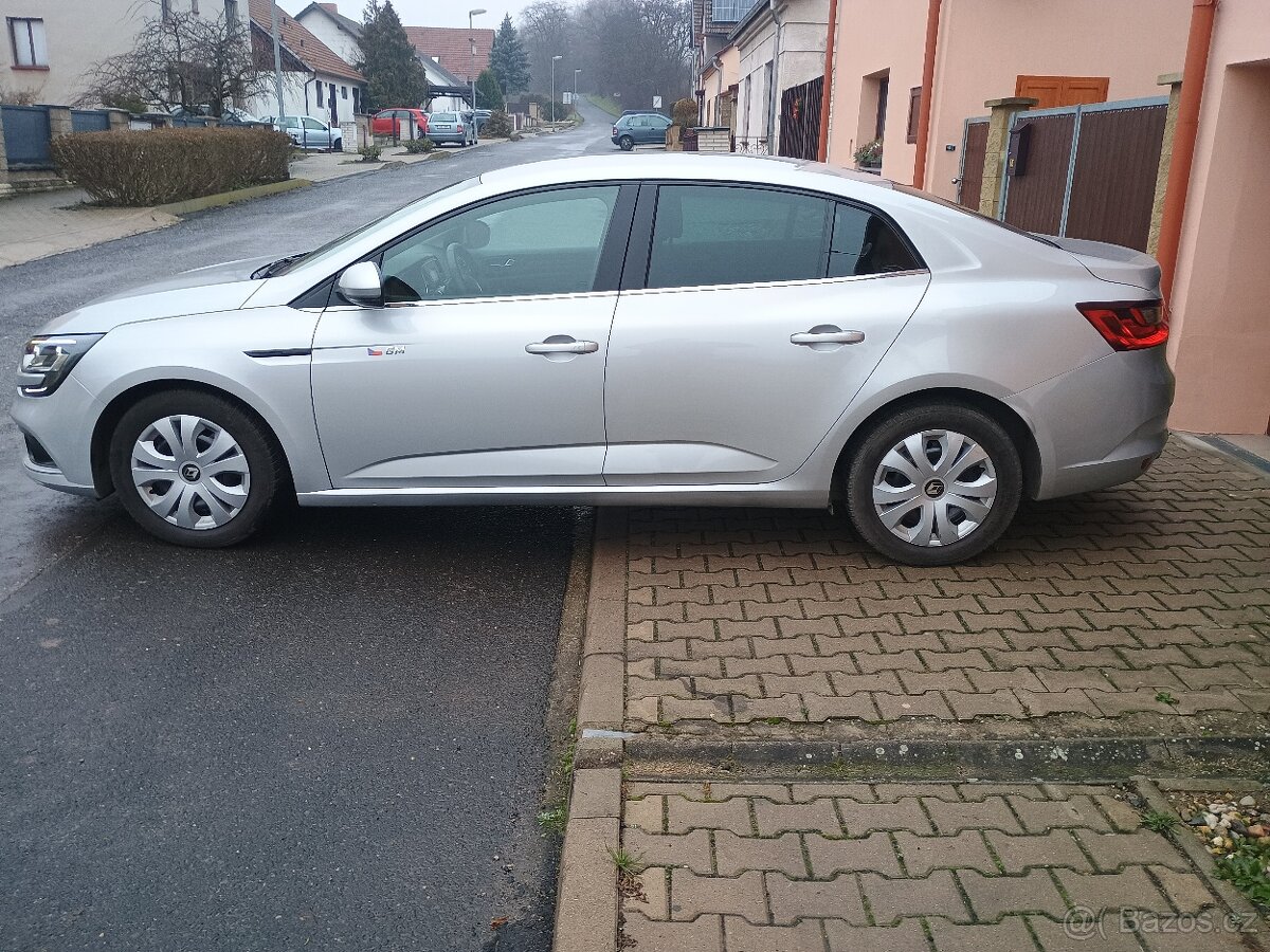 Renault Megane Grand Coupe 1.5dCi - 4