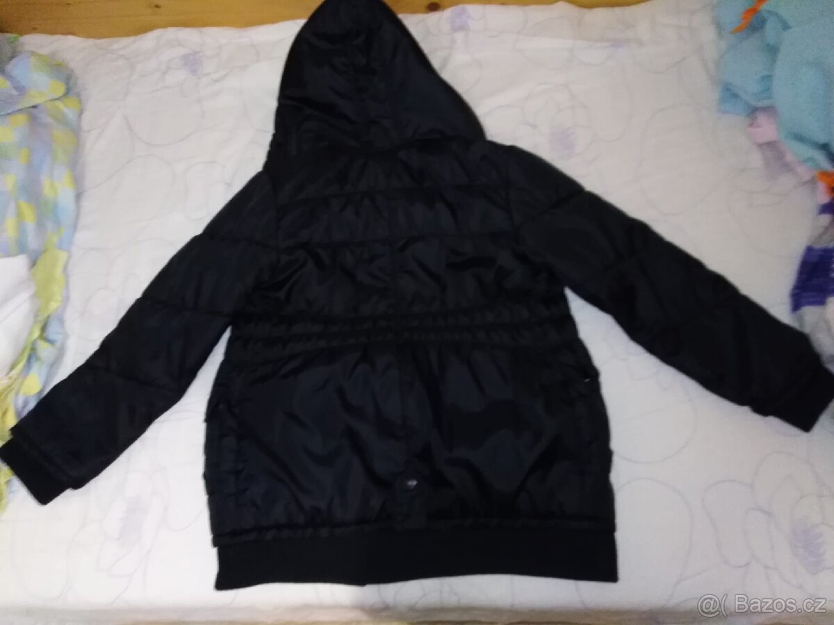 Dívčí černá podzim. bunda Reserved, vel.: 134 - 4