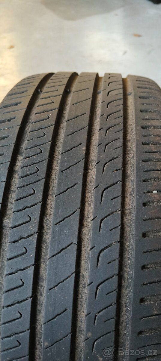 Letní pneu Barum Bravuris 225/45R17 - 4